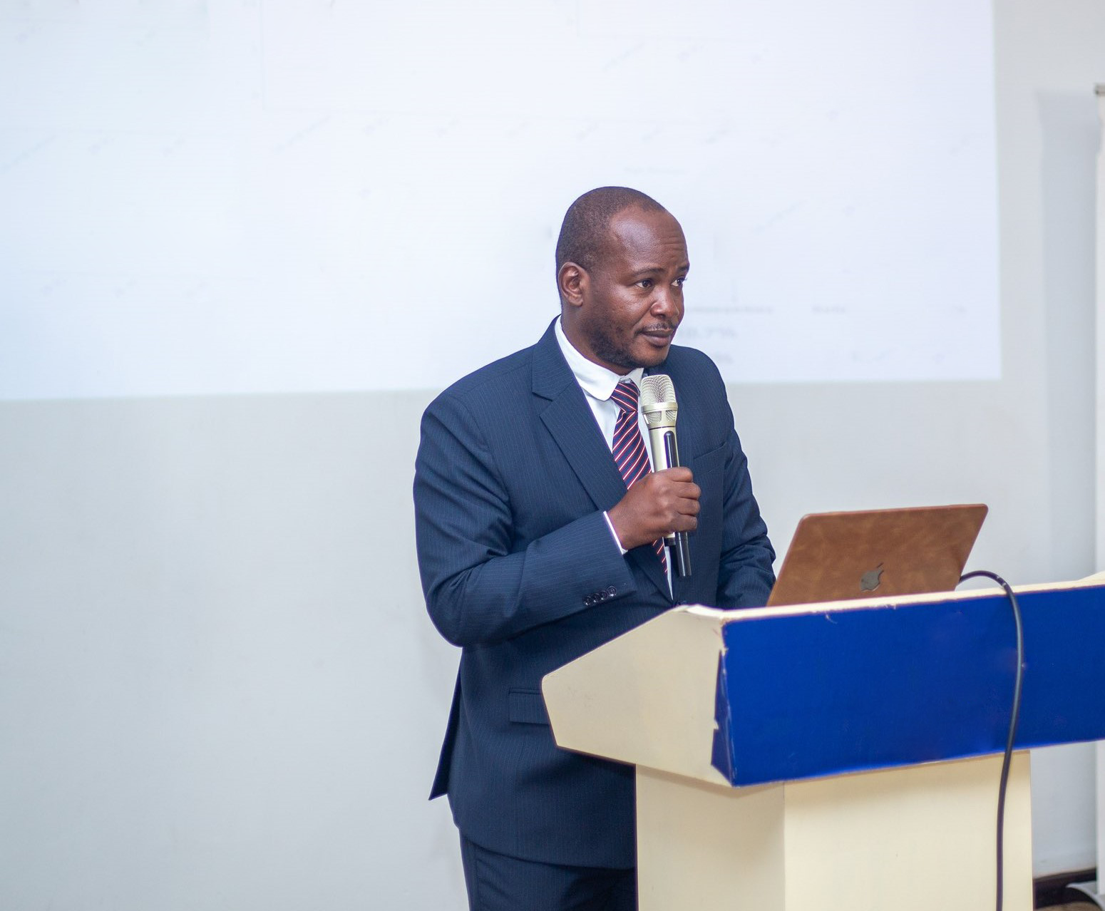 Read more about the article ICT TRENDS THAT ARE SHAPING 2025